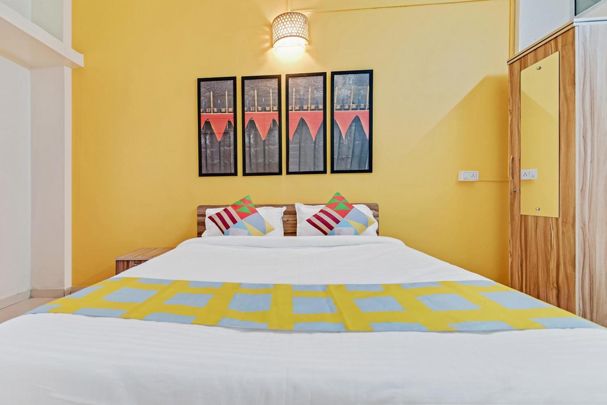 Super Hotel O Saraswati Niwas Vadgaon Budruk بونة المظهر الخارجي الصورة